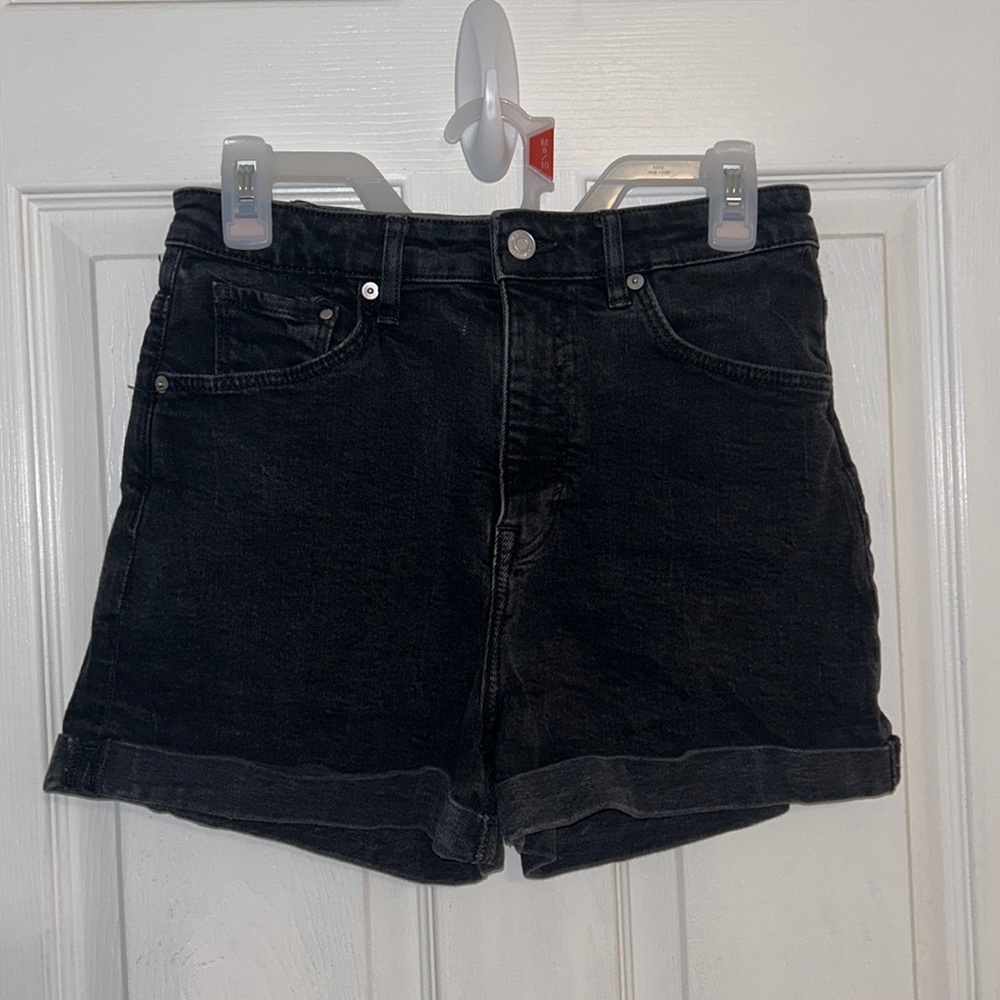 H&M Black Ultra High Waisted Mom Shorts